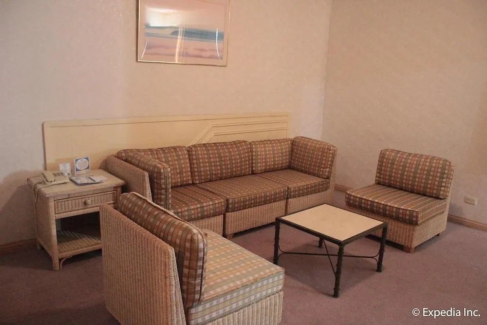 Subic International Hotel Olongapo 3*,  Philippines