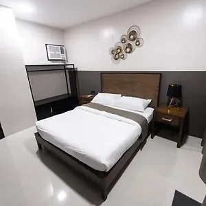 Bumble V Subic Capsule hotel