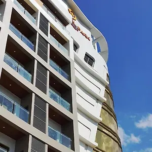 リゾート セントラル パーク リーフ
